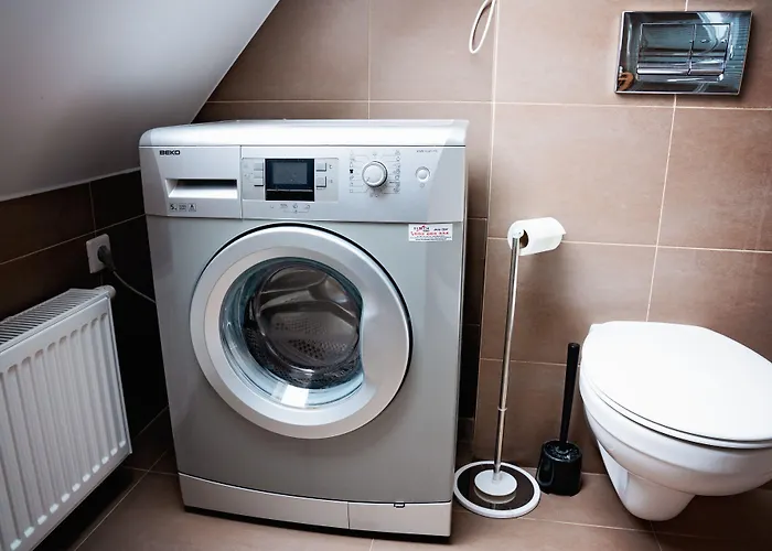 Marina By Manage Rent אוסטקה